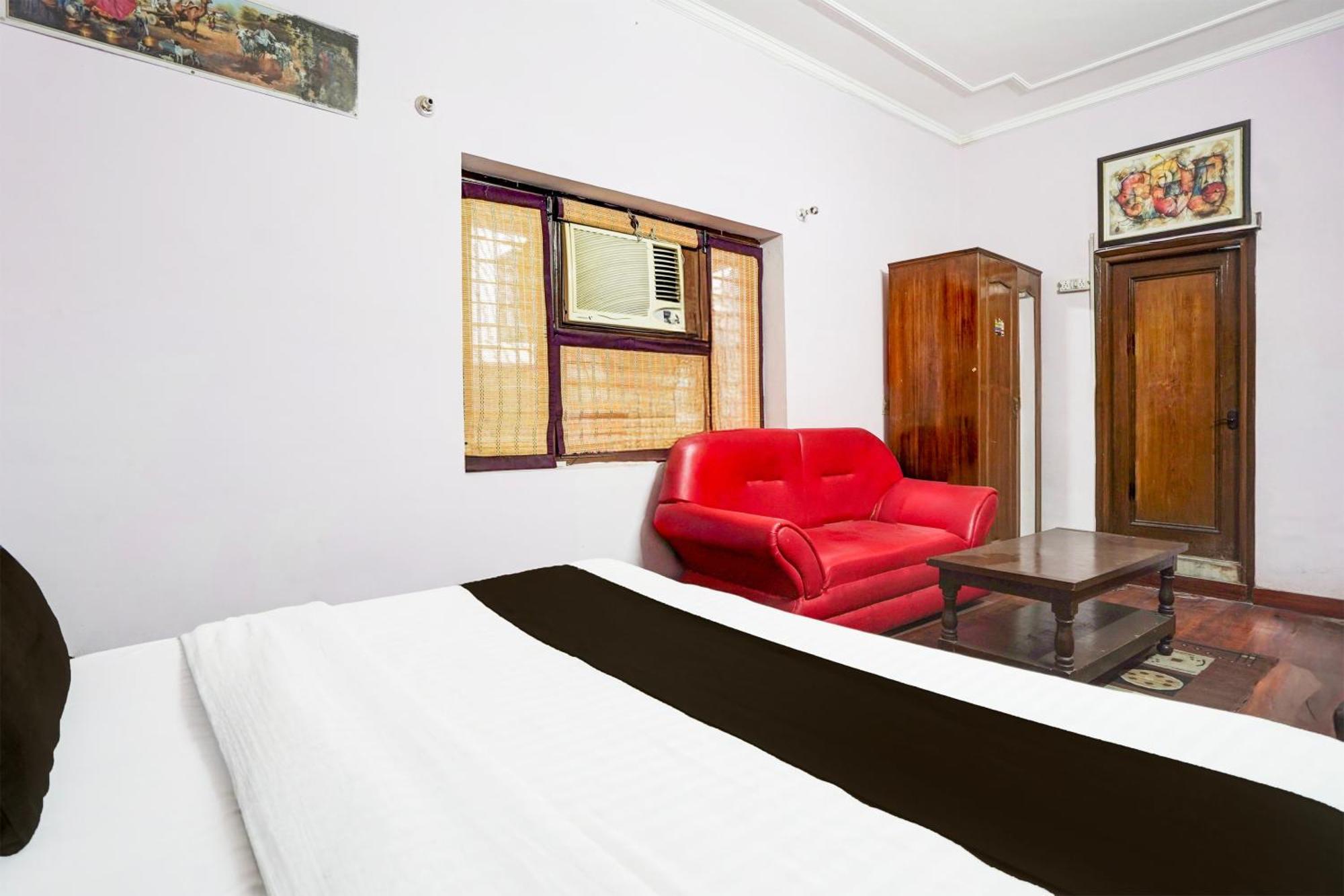Super Hotel O Krishna Nagar Chowk Near Ongc Дехрадун Екстериор снимка